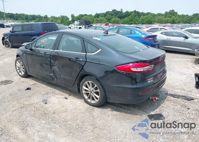 3FA6P0LU5LR142665: 42415611