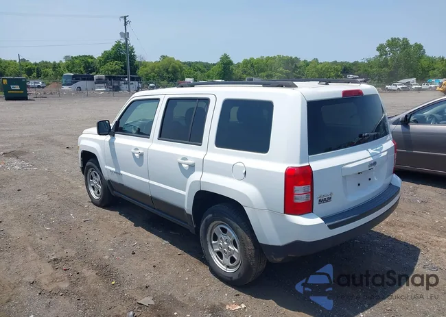 1C4NJRBB6GD668717: 42415774