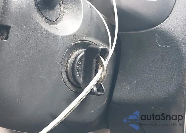 JS2YB417785105607: 42415812