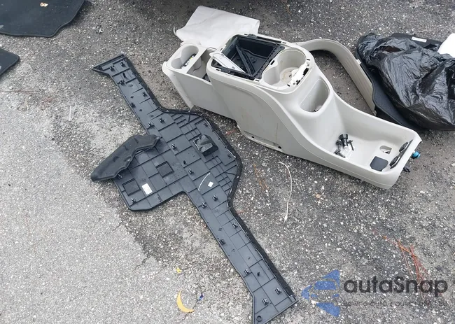 2C4RC1EG4HR652969: 42416993