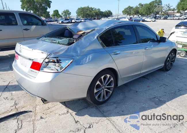 1HGCR2F58EA140785: 42417081