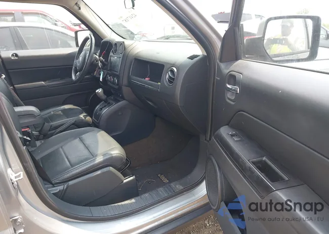 1C4NJRFBXFD106148: 42417187