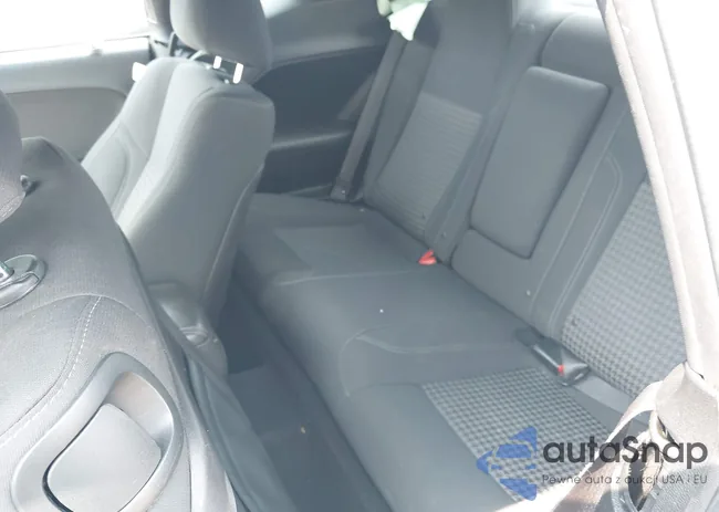 2C3CDZAG0KH603793: 42417266