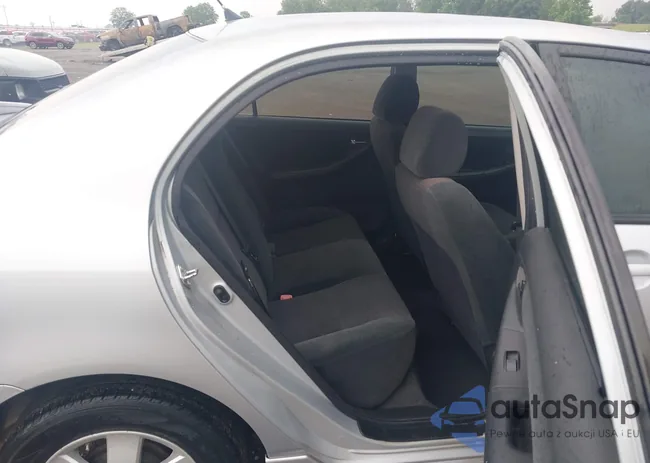 1NXBR32E68Z970511: 42417353