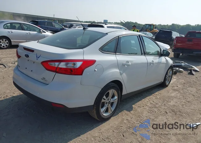 1FADP3F23EL320576: 42417357