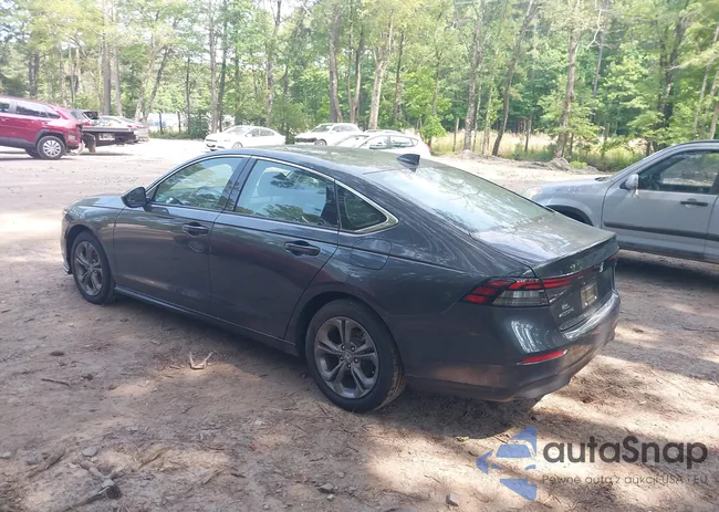 1HGCY1F3XRA083135: 42417400