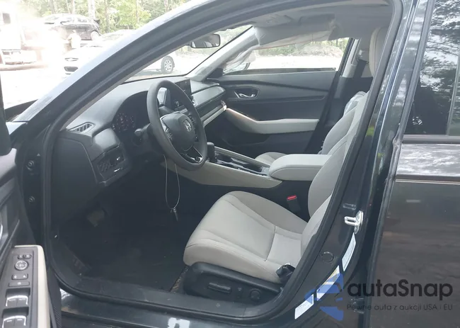 1HGCY1F3XRA083135: 42417400