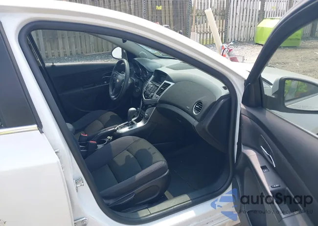 1G1PC5SB7F7109856: 42417405