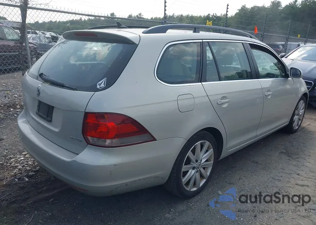 3VWPZ7AJXBM659043: 42416779