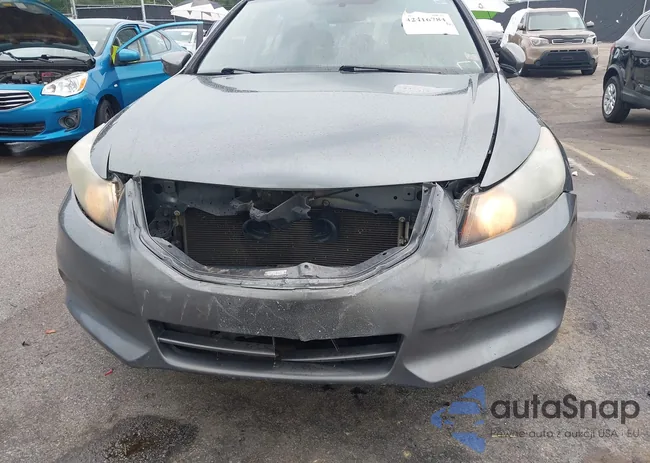 1HGCP2F36CA040511: 42416784