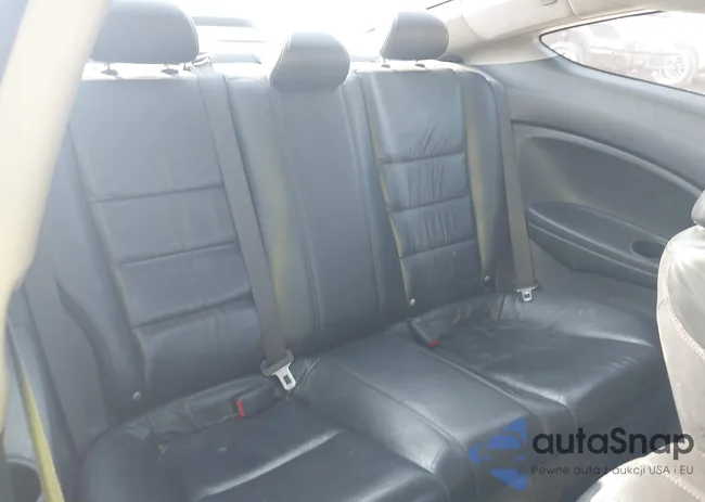 1HGCS22898A013598: 42417943