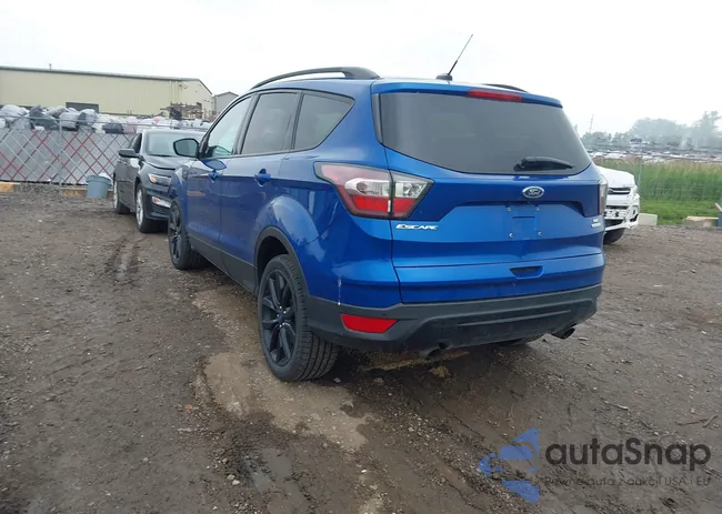 1FMCU0GD2HUB40934: 42418012