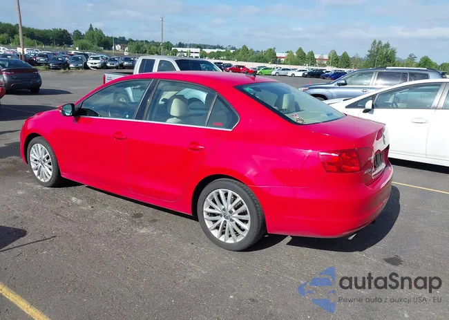 3VWLL7AJ8EM372627: 42418054