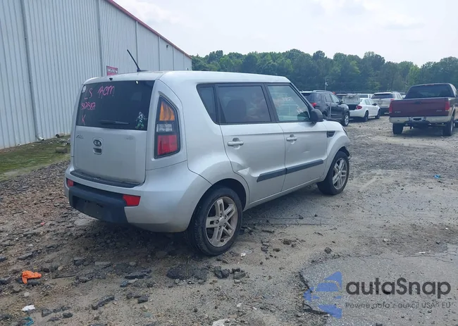 KNDJT2A23B7312587: 42418105