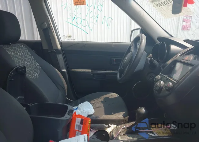 KNDJT2A23B7312587: 42418105