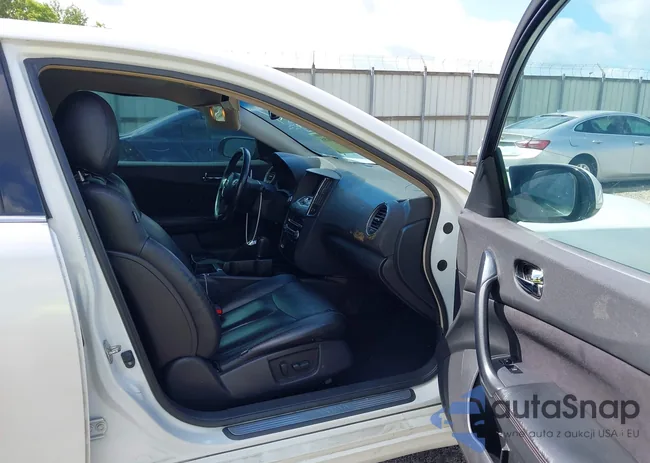 1N4AA5AP8EC485915: 42417655