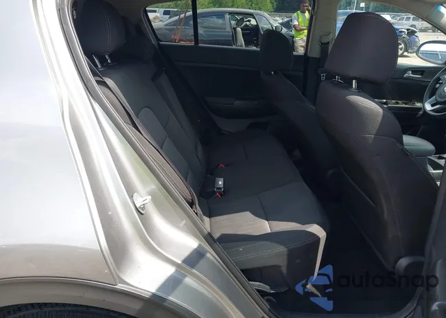 KNDPM3ACXM7932488: 42417818