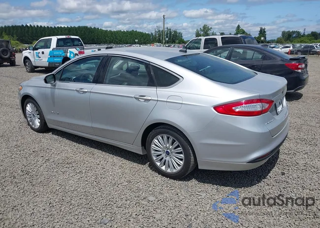 3FA6P0LU6FR306719: 42417830