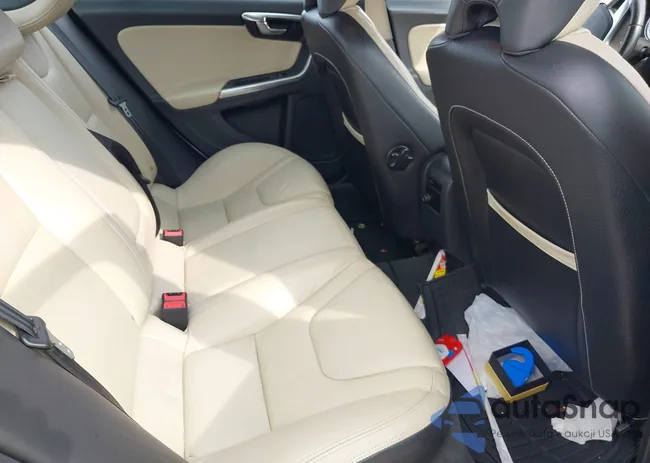 YV1622FS2C2092238: 42418962