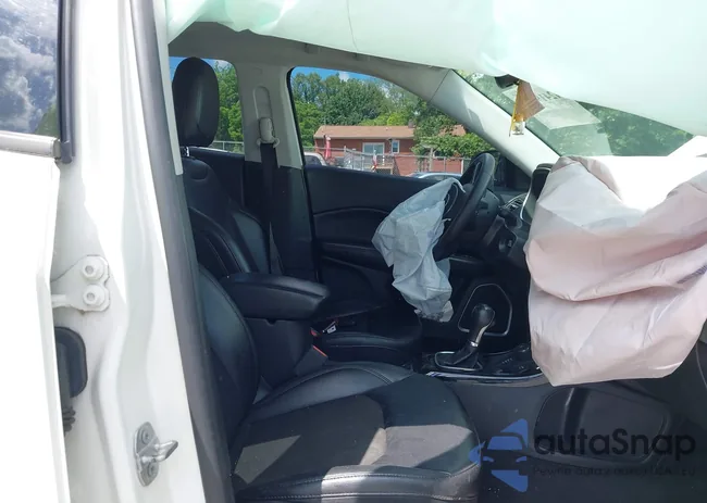 3C4NJDBB7MT586620: 42419068