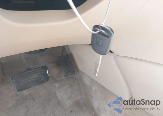 1HGCP2F40AA013035: 42419140