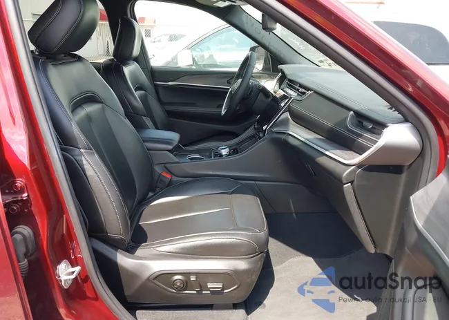 1C4RJYB68R8516058: 42419170