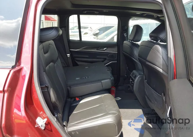 1C4RJYB68R8516058: 42419170