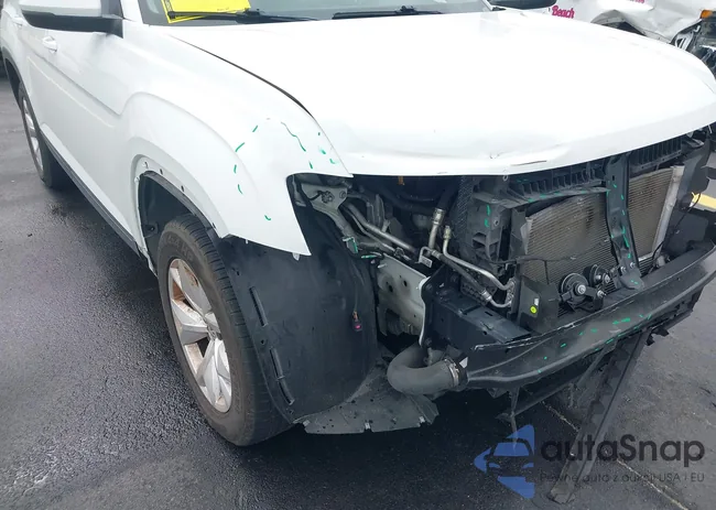 1V2AP2CA7JC599090: 42419230