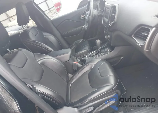 1C4PJLLB8KD313237: 42419237