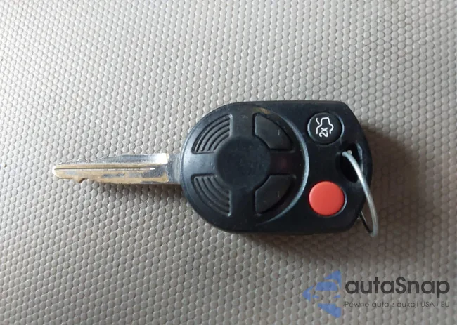 1FMCU02Z48KB99921: 42419340