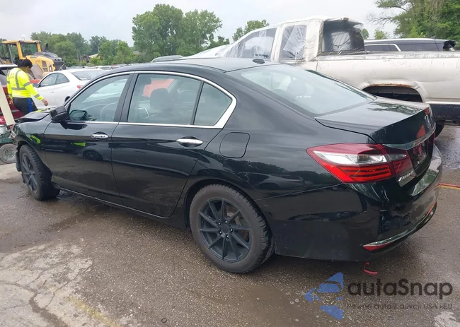 1HGCR2F8XGA223549: 42419413