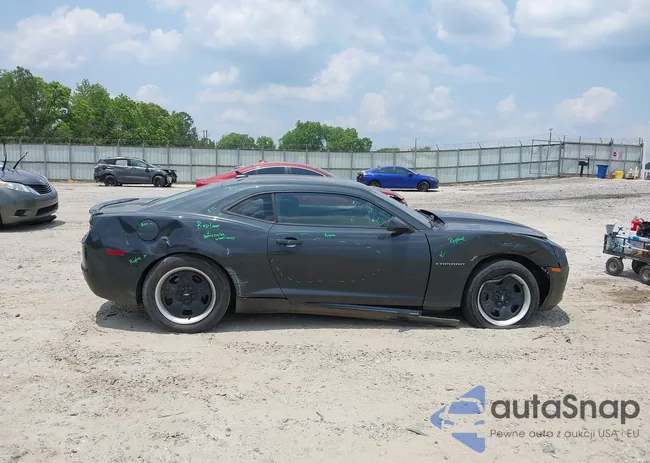 2G1FE1E3XD9135415: 42418605