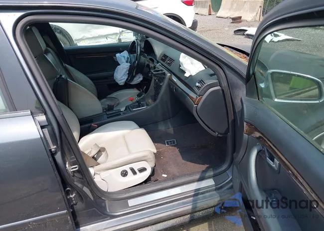 WAUPL68E64A171079: 42418706