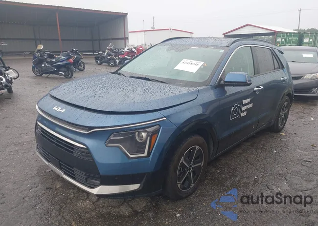 KNDCT3LE4P5040608: 42418745