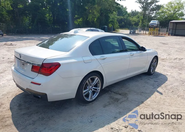 WBAYE4C58DDW22876: 42418789