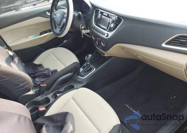 3KPC24A67NE157914: 42419885