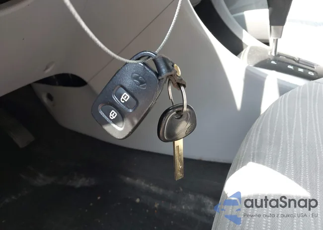 KMHCT4AEXH4309593: 42419917