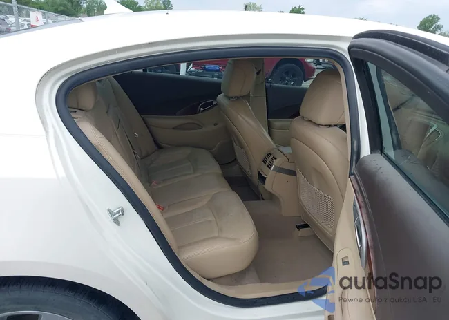 1G4GC5ED3BF158343: 42420020