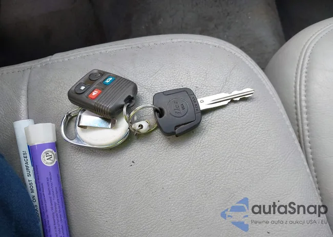 2MEFM74W24X654185: 42420101