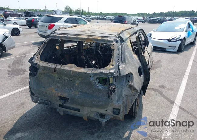 3C4NJDBB7KT686116: 42420183