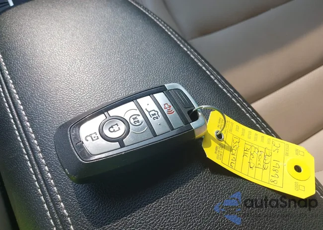 1FMCU9J93NUB50196: 42420209