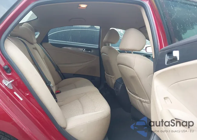 KMHEC4A43BA018183: 42420220