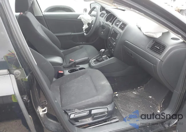 3VW267AJXGM280926: 42420433