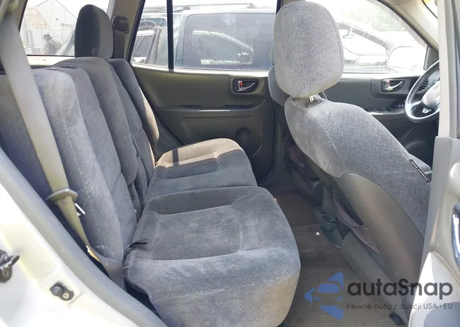 KM8SC13E64U618009: 42419490