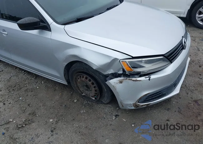 3VW2K7AJ8EM233080: 42419516