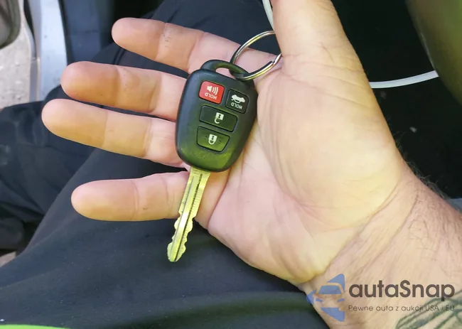 2T1BURHE5GC718547: 42419614