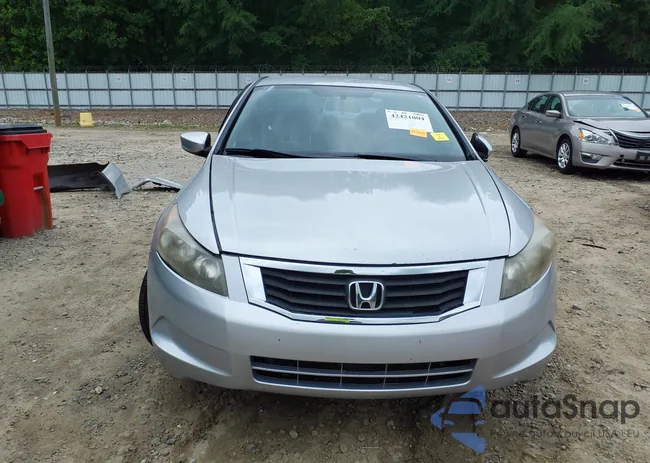 1HGCP2F30AA174895: 42421004