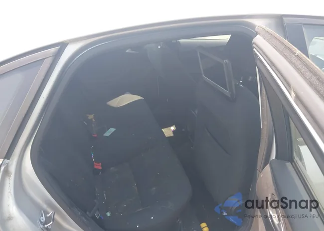 1FADP3F26JL266393: 42421259