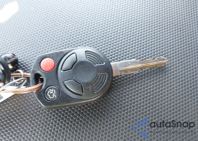 1FMCU9EG5BKB43119: 42421308