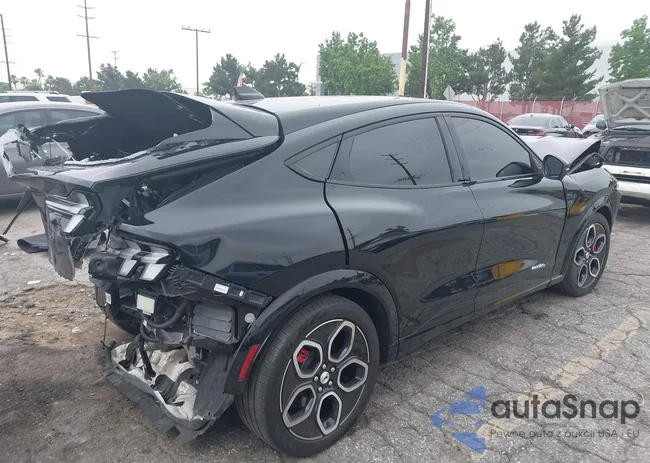 3FMTK4SE2PMA59707: 42421423